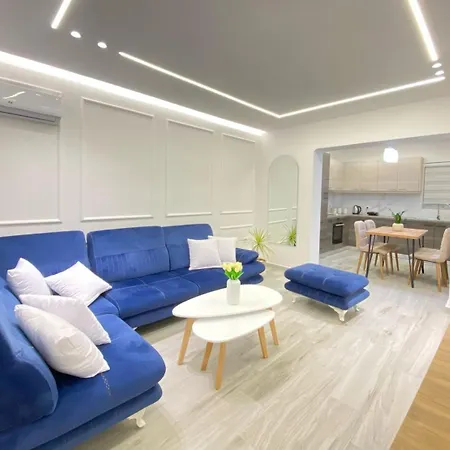 Azure Nest Apartment Sarande